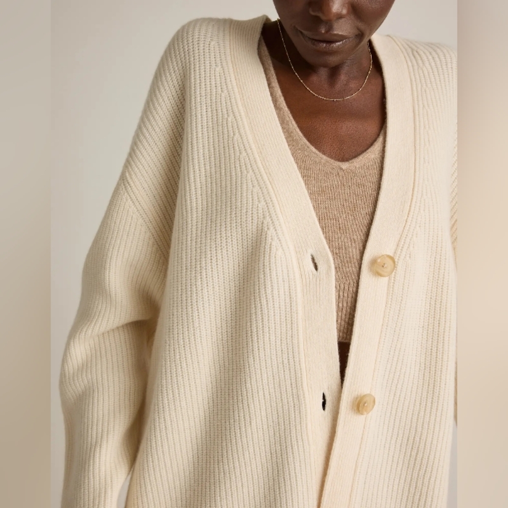 Quince Cashmere Oversized Boyfriend Cardigan Sweater. Fisherman. M/L. Ivory.